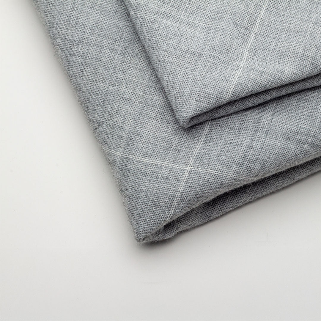German grey tufting cloth – durable primary fabric for rug tufting with marked grid lines
