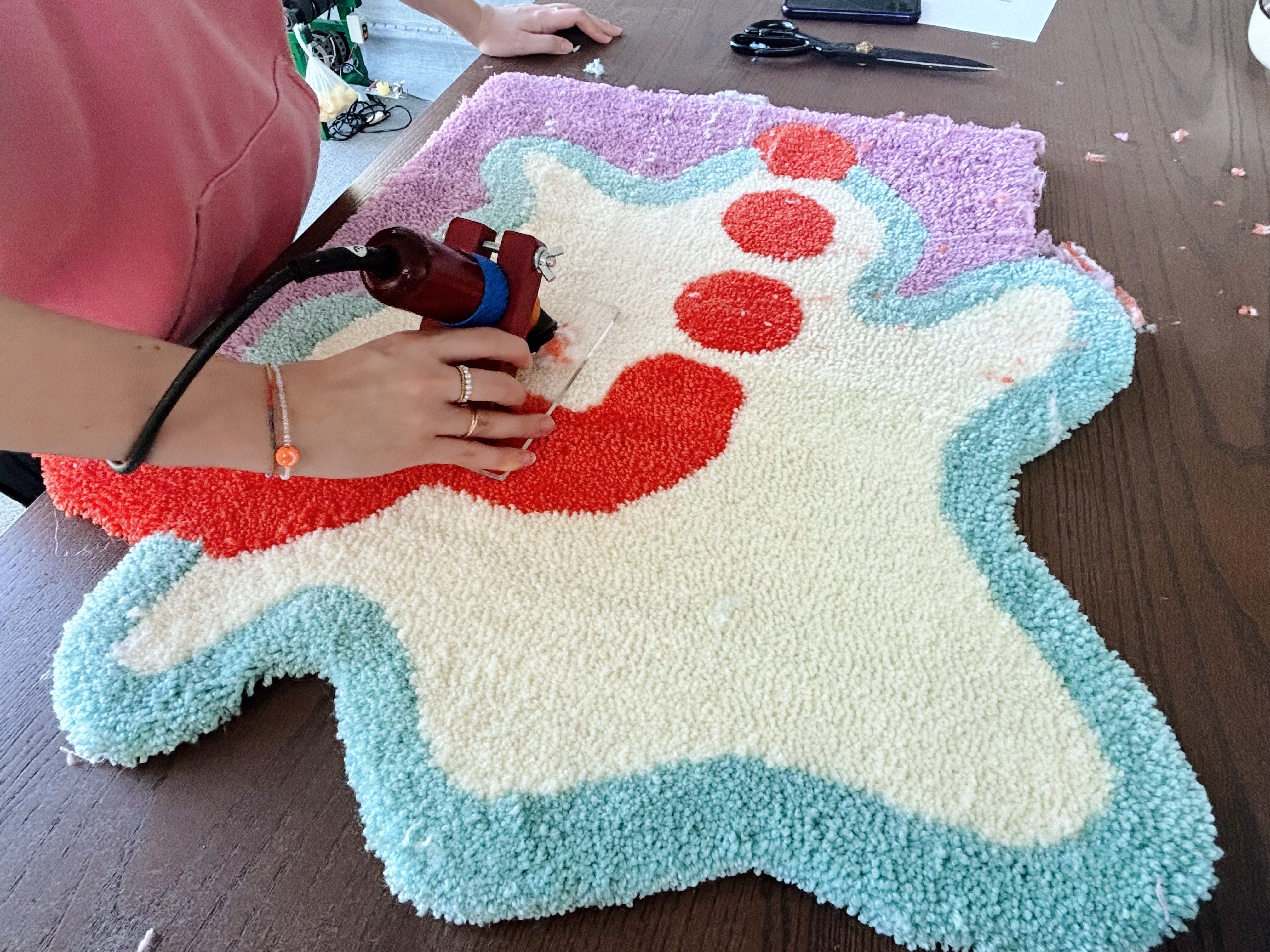 Essential Tools for Tufting: A Beginner’s Guide