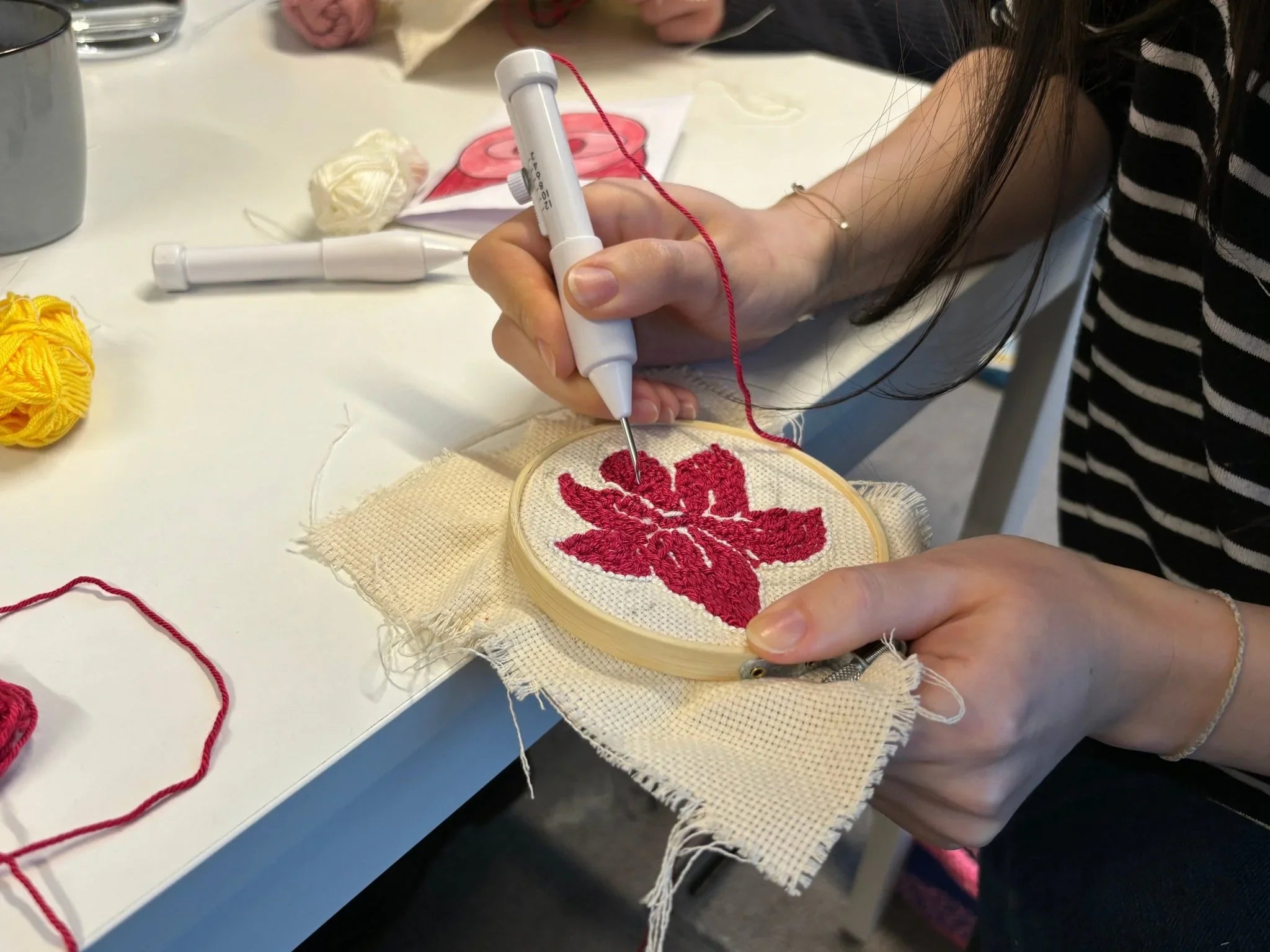 🧵 What Is Punch Needle? - Tuft Supplies GmbH