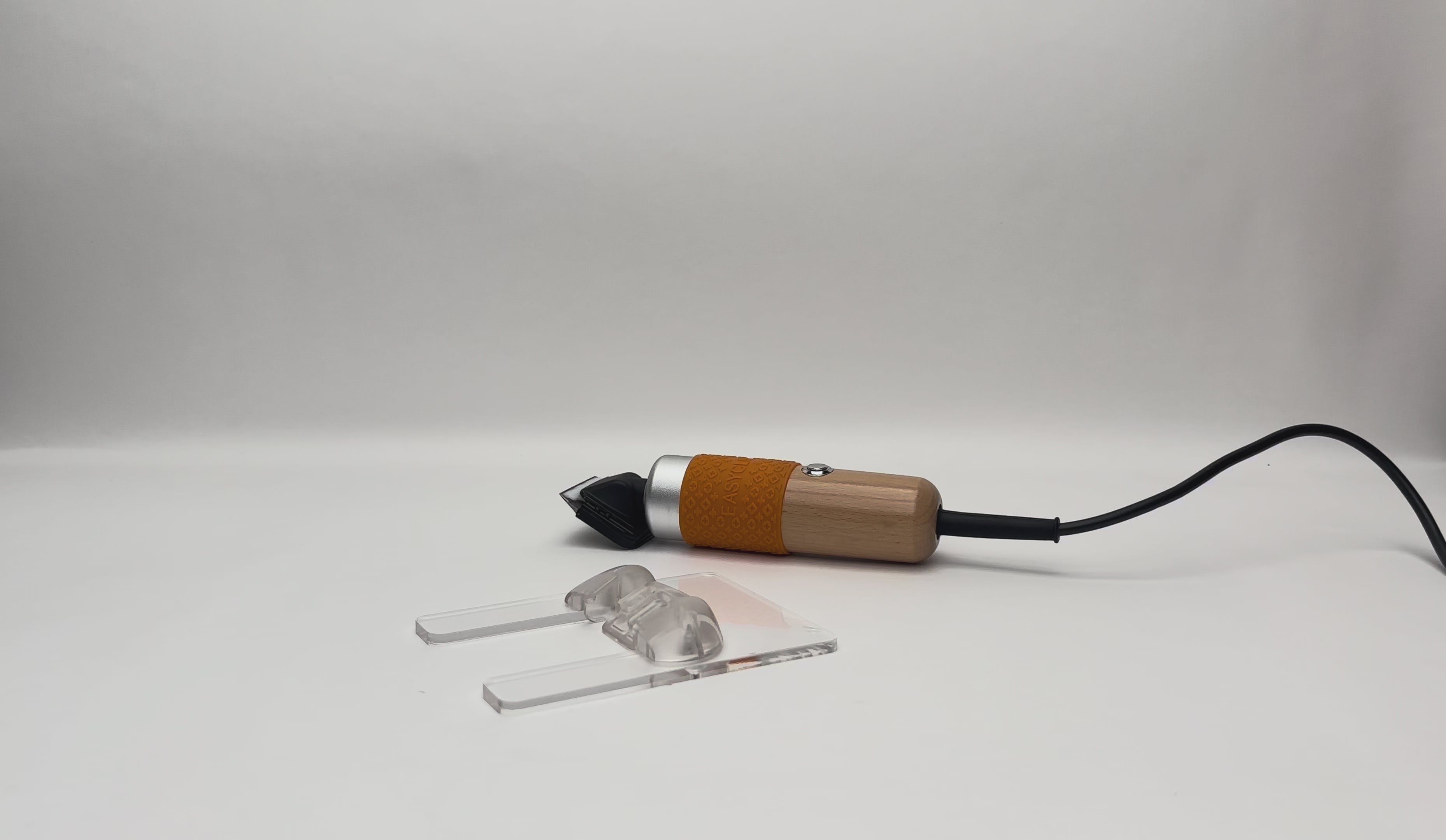 Video laden: Easy Click-On Rug Shaving Guide